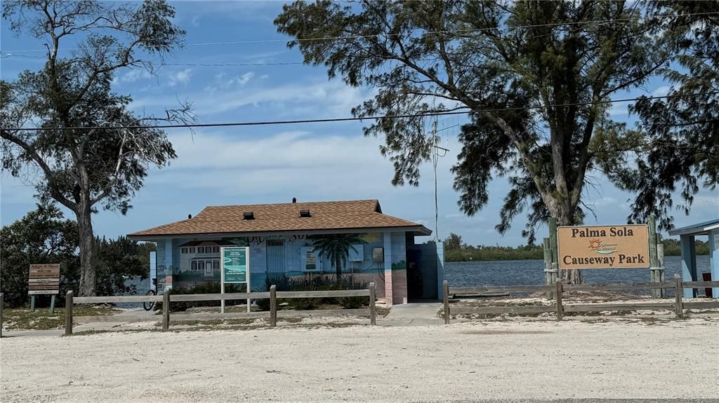 For Rent: $2,295 (2 beds, 2 baths, 1132 Square Feet)