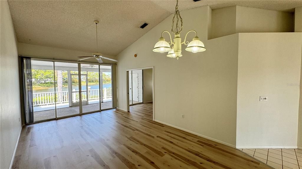 For Rent: $2,295 (2 beds, 2 baths, 1132 Square Feet)