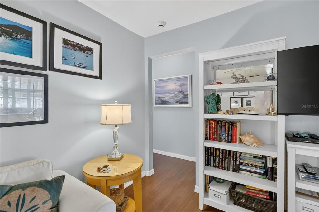 For Sale: $425,000 (3 beds, 2 baths, 1894 Square Feet)