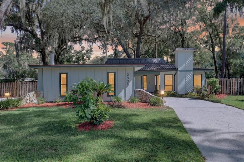 For Sale: $405,000 (3 beds, 2 baths, 2143 Square Feet)