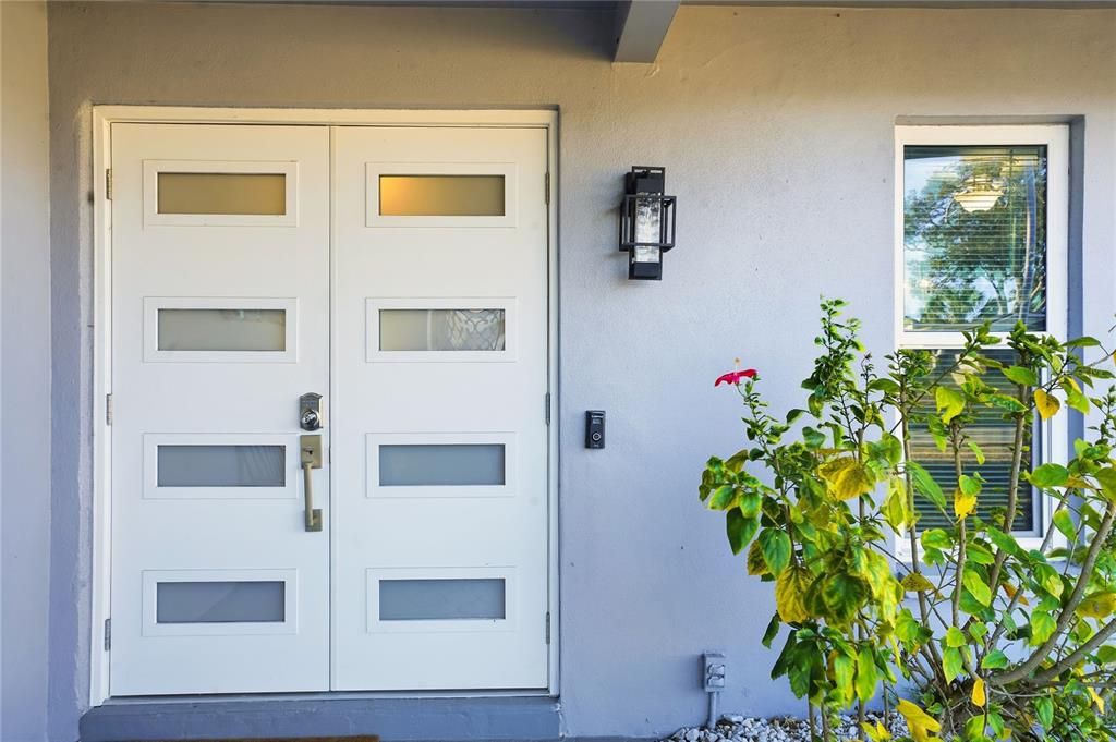 En Venta: $689,000 (4 camas, 2 baños, 2164 Pies cuadrados)