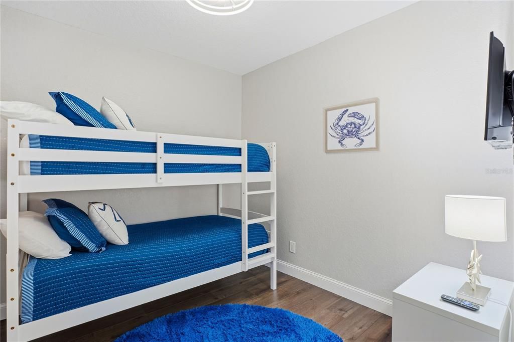 En Venta: $689,000 (4 camas, 2 baños, 2164 Pies cuadrados)