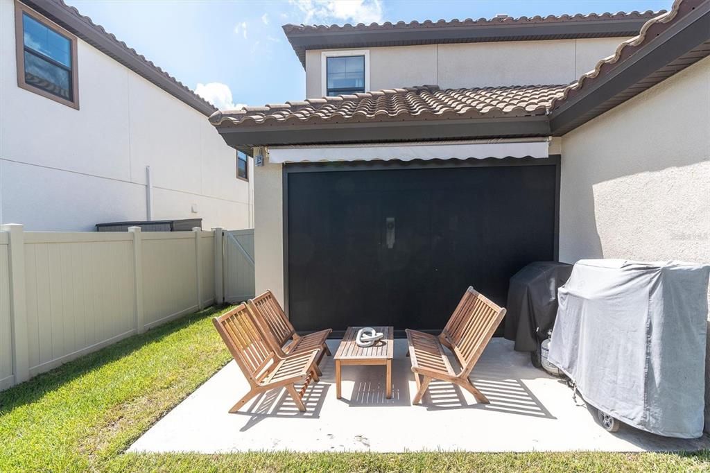 For Sale: $725,000 (4 beds, 2 baths, 2411 Square Feet)