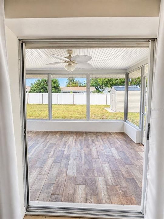 En Venta: $299,000 (2 camas, 2 baños, 982 Pies cuadrados)