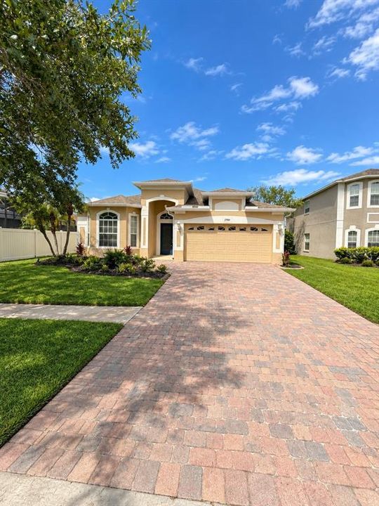 For Sale: $498,000 (4 beds, 2 baths, 2158 Square Feet)