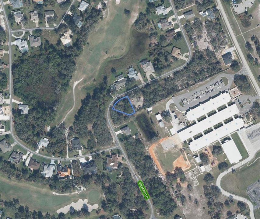 На продажу: $47,500 (0.26 acres)