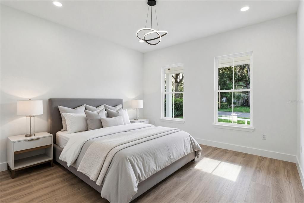 For Sale: $459,900 (4 beds, 2 baths, 1702 Square Feet)