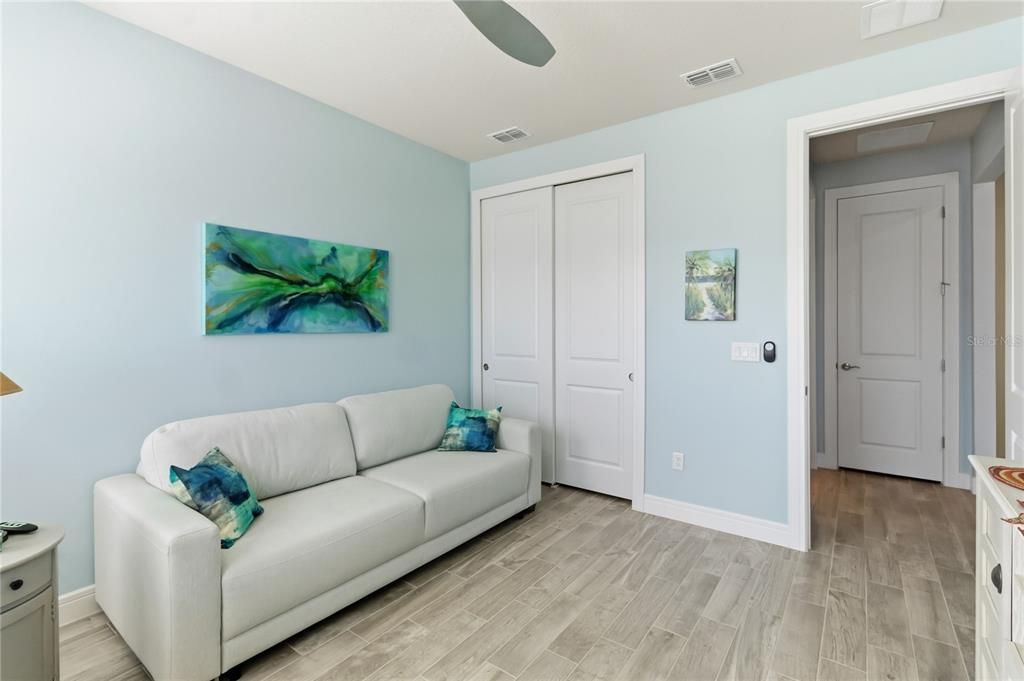 For Sale: $500,000 (2 beds, 2 baths, 1670 Square Feet)