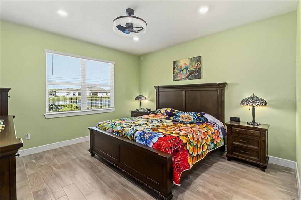 For Sale: $500,000 (2 beds, 2 baths, 1670 Square Feet)