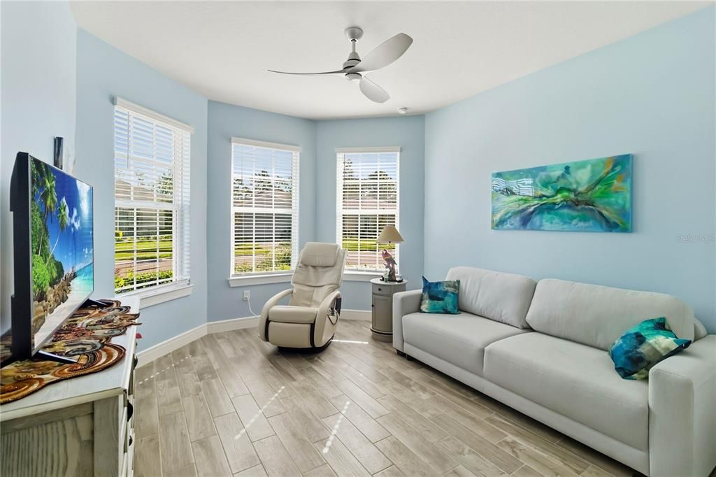 For Sale: $500,000 (2 beds, 2 baths, 1670 Square Feet)