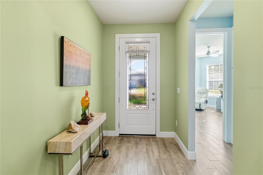 For Sale: $500,000 (2 beds, 2 baths, 1670 Square Feet)