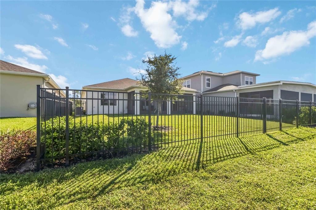For Sale: $500,000 (2 beds, 2 baths, 1670 Square Feet)
