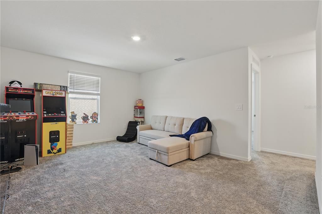 En Venta: $630,000 (5 camas, 2 baños, 2896 Pies cuadrados)