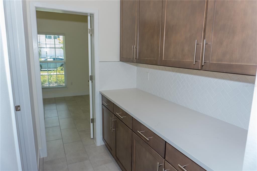 En Renta: $3,500 (4 camas, 3 baños, 3139 Pies cuadrados)