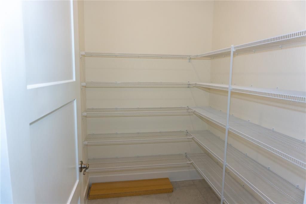En Renta: $3,500 (4 camas, 3 baños, 3139 Pies cuadrados)
