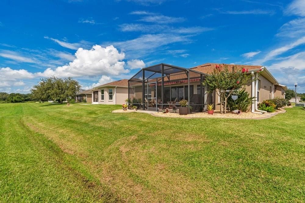 На продажу: $340,000 (2 спален, 2 ванн, 1665 Квадратных фут)
