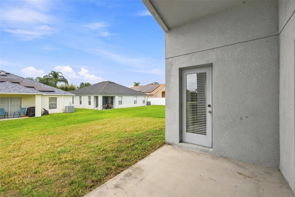 En Venta: $355,000 (4 camas, 3 baños, 1932 Pies cuadrados)