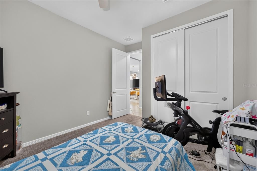 En Venta: $347,900 (2 camas, 2 baños, 1559 Pies cuadrados)