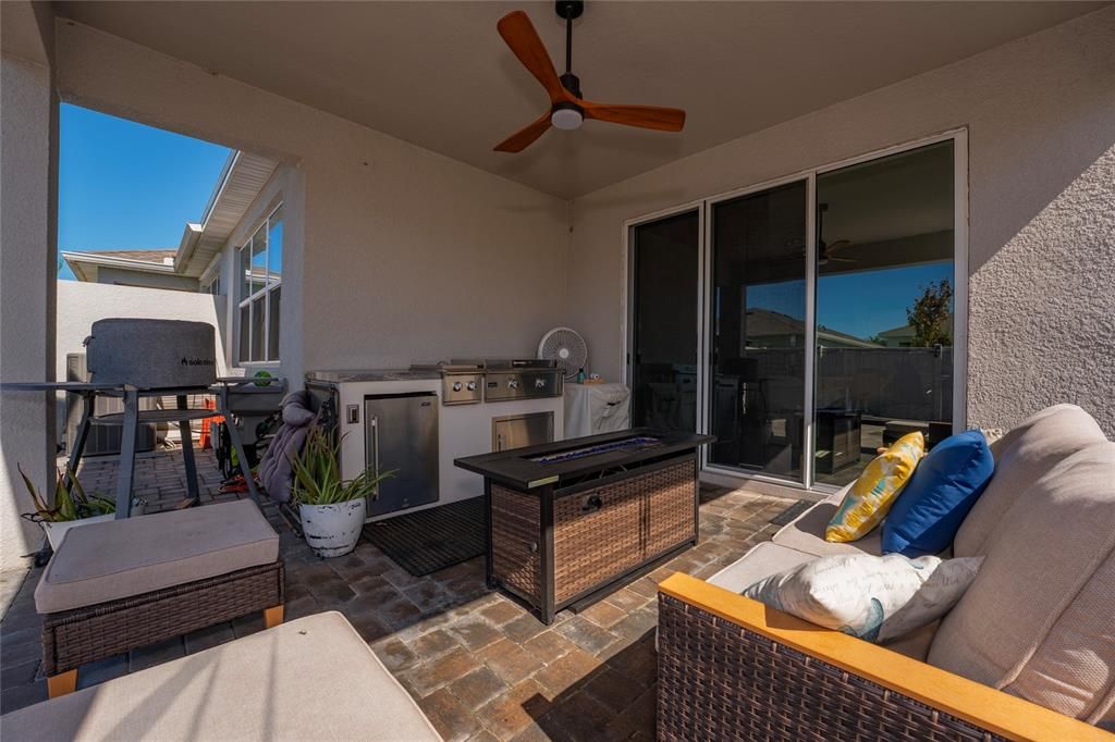 En Venta: $347,900 (2 camas, 2 baños, 1559 Pies cuadrados)