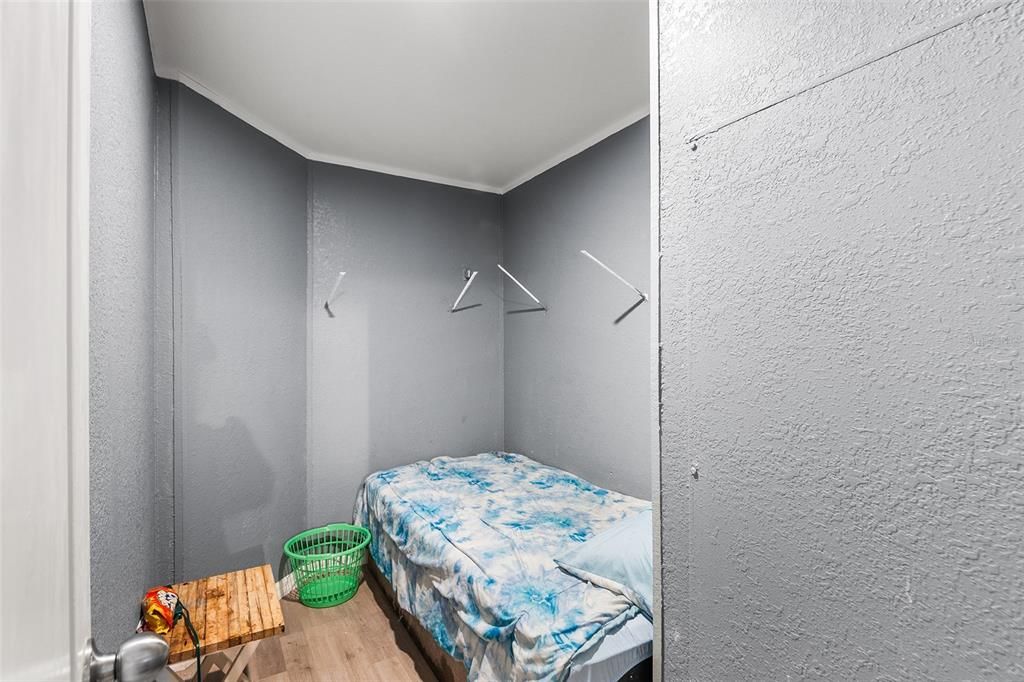На продажу: $199,000 (3 спален, 2 ванн, 1080 Квадратных фут)