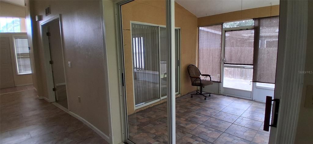 For Sale: $315,000 (3 beds, 2 baths, 1448 Square Feet)