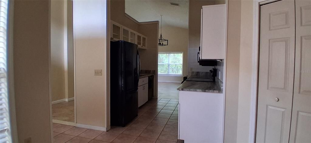 For Sale: $315,000 (3 beds, 2 baths, 1448 Square Feet)