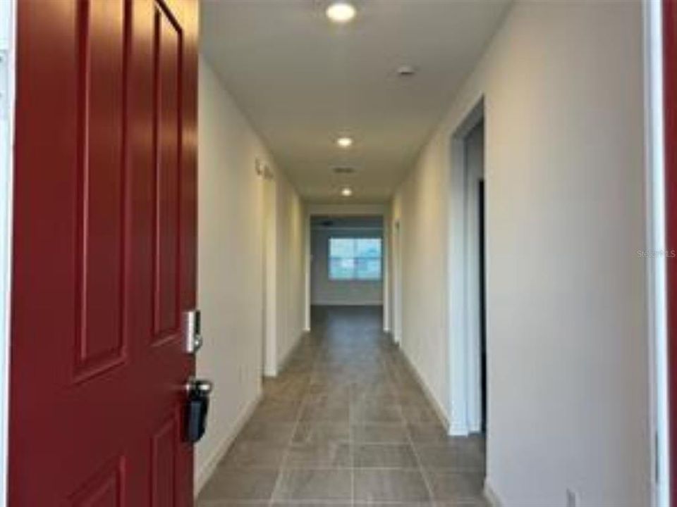 For Rent: $2,200 (4 beds, 3 baths, 1978 Square Feet)