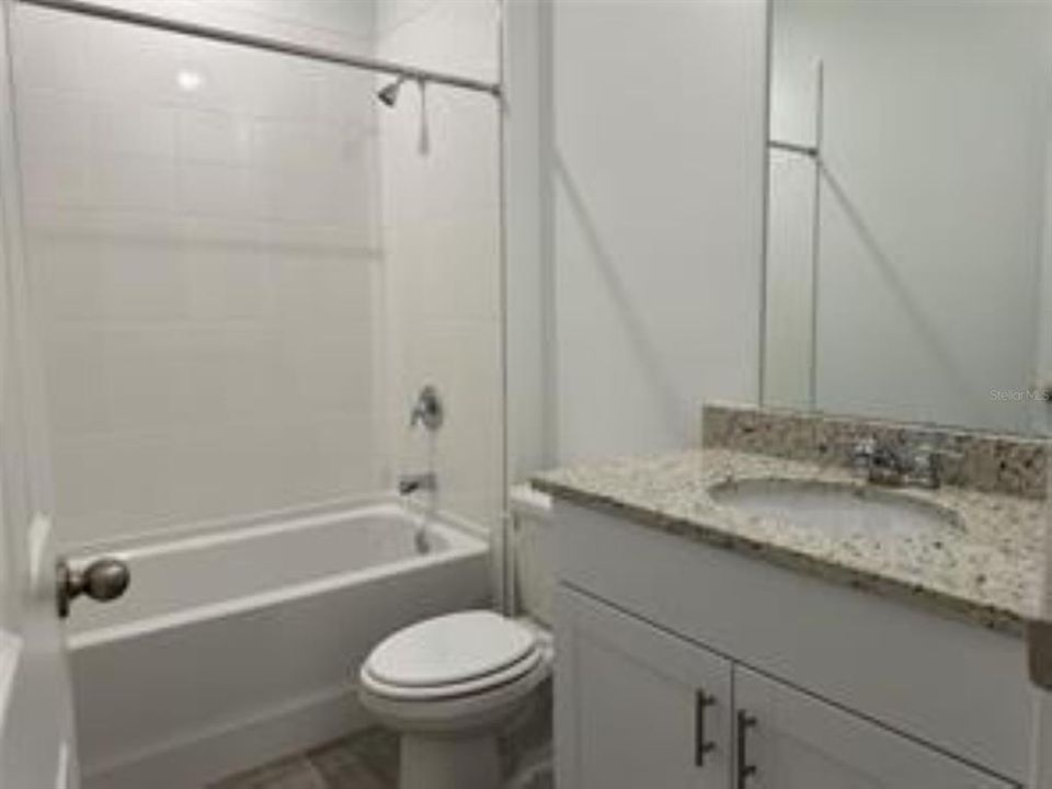 For Rent: $2,200 (4 beds, 3 baths, 1978 Square Feet)