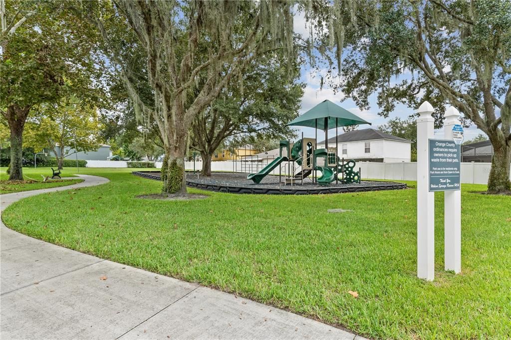 For Rent: $2,500 (3 beds, 2 baths, 1424 Square Feet)
