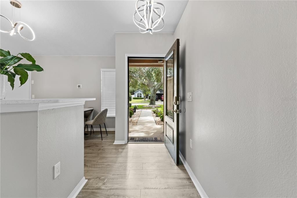 For Rent: $2,500 (3 beds, 2 baths, 1424 Square Feet)