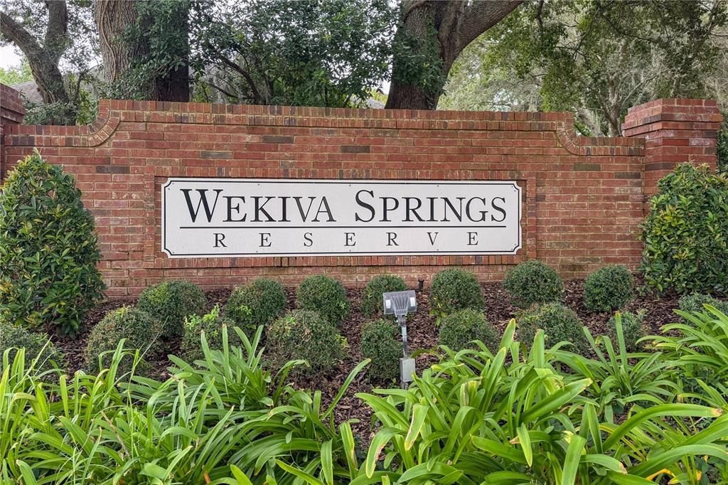 For Rent: $2,500 (3 beds, 2 baths, 1424 Square Feet)