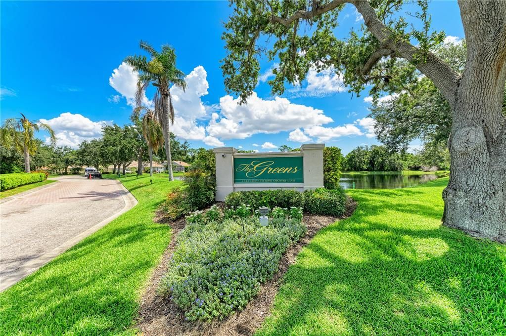 For Sale: $685,000 (3 beds, 2 baths, 2294 Square Feet)