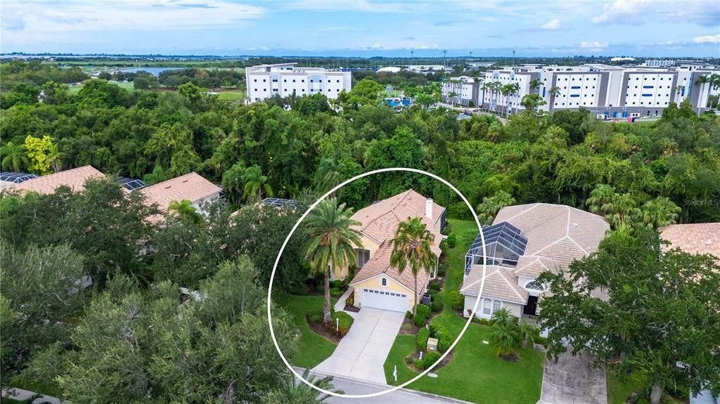 For Sale: $685,000 (3 beds, 2 baths, 2294 Square Feet)