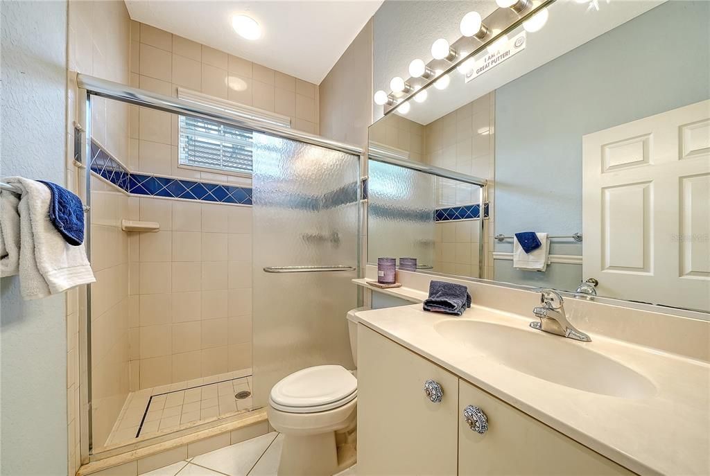 For Sale: $685,000 (3 beds, 2 baths, 2294 Square Feet)