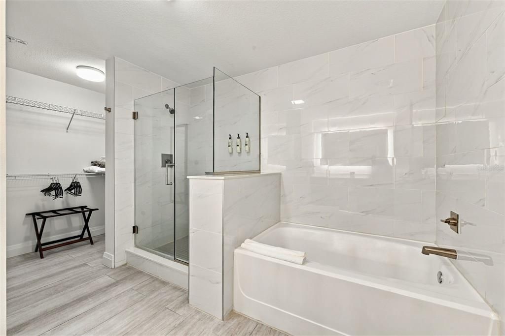 На продажу: $178,000 (2 спален, 2 ванн, 1265 Квадратных фут)