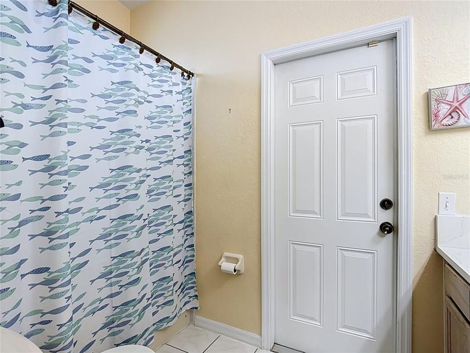 待售: $339,900 (4 贝兹, 2 浴室, 2062 平方英尺)