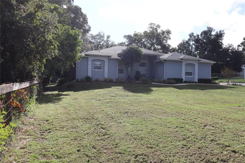 For Sale: $625,000 (3 beds, 2 baths, 2381 Square Feet)