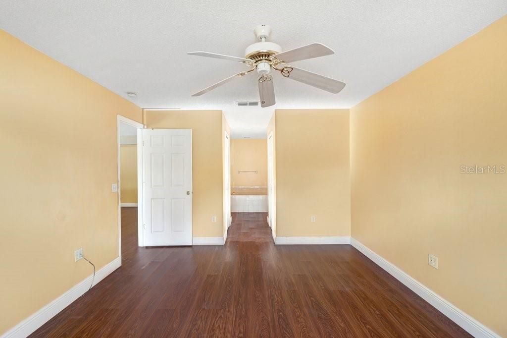For Sale: $312,000 (3 beds, 2 baths, 1810 Square Feet)