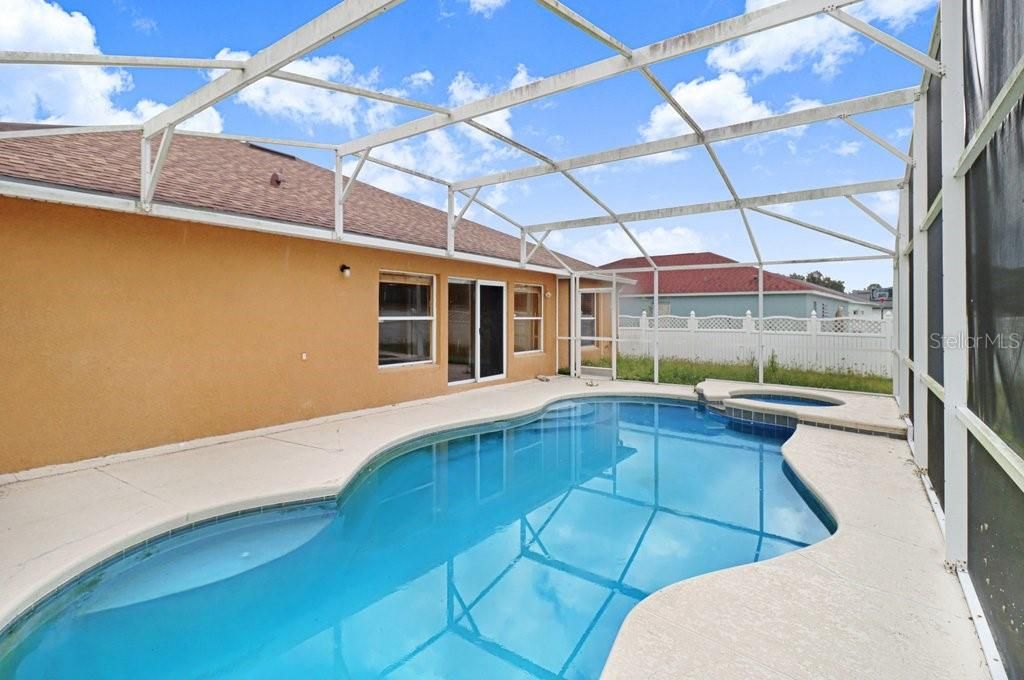For Sale: $312,000 (3 beds, 2 baths, 1810 Square Feet)