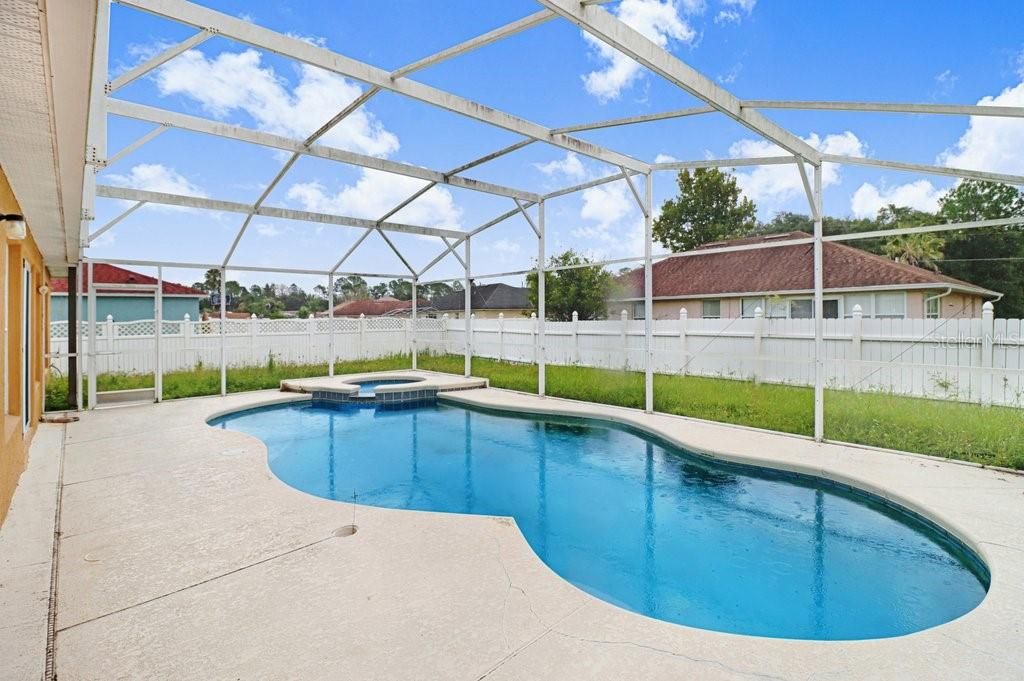 For Sale: $312,000 (3 beds, 2 baths, 1810 Square Feet)
