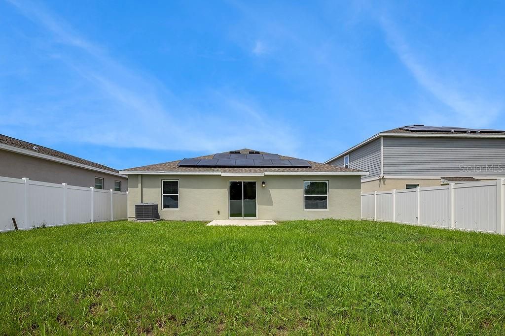 For Rent: $2,300 (3 beds, 2 baths, 1580 Square Feet)