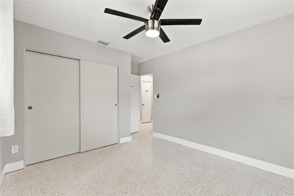 For Rent: $2,450 (2 beds, 2 baths, 800 Square Feet)