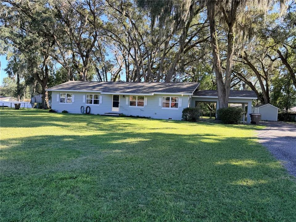 For Sale: $299,500 (4 beds, 2 baths, 1614 Square Feet)