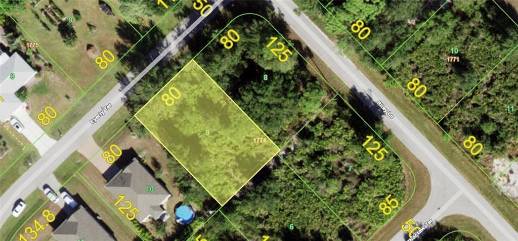 На продажу: $28,000 (0.23 acres)