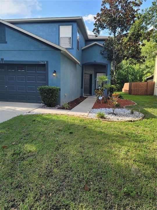 For Rent: $3,000 (5 beds, 2 baths, 2310 Square Feet)