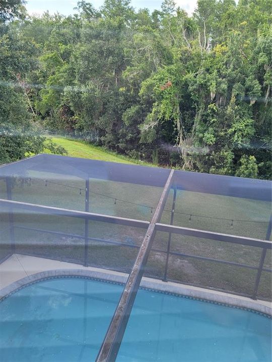 For Rent: $3,000 (5 beds, 2 baths, 2310 Square Feet)