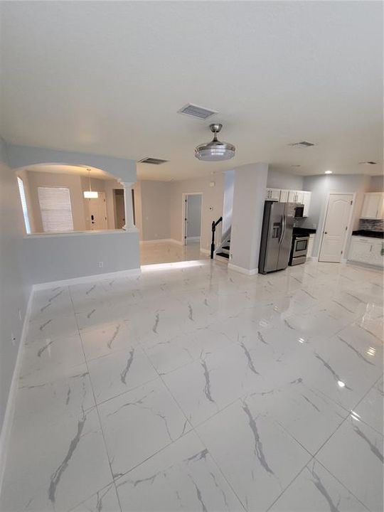 For Rent: $3,000 (5 beds, 2 baths, 2310 Square Feet)