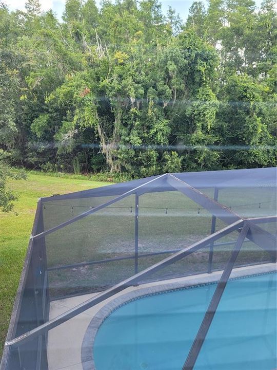 For Rent: $3,000 (5 beds, 2 baths, 2310 Square Feet)