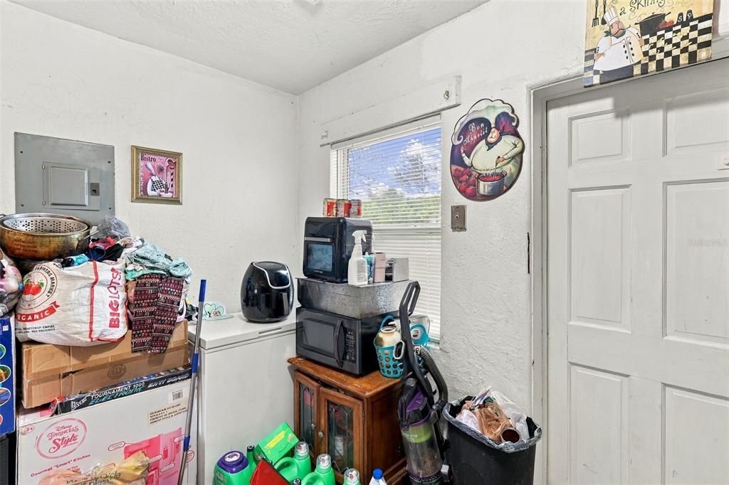 For Sale: $250,000 (4 beds, 0 baths, 1500 Square Feet)