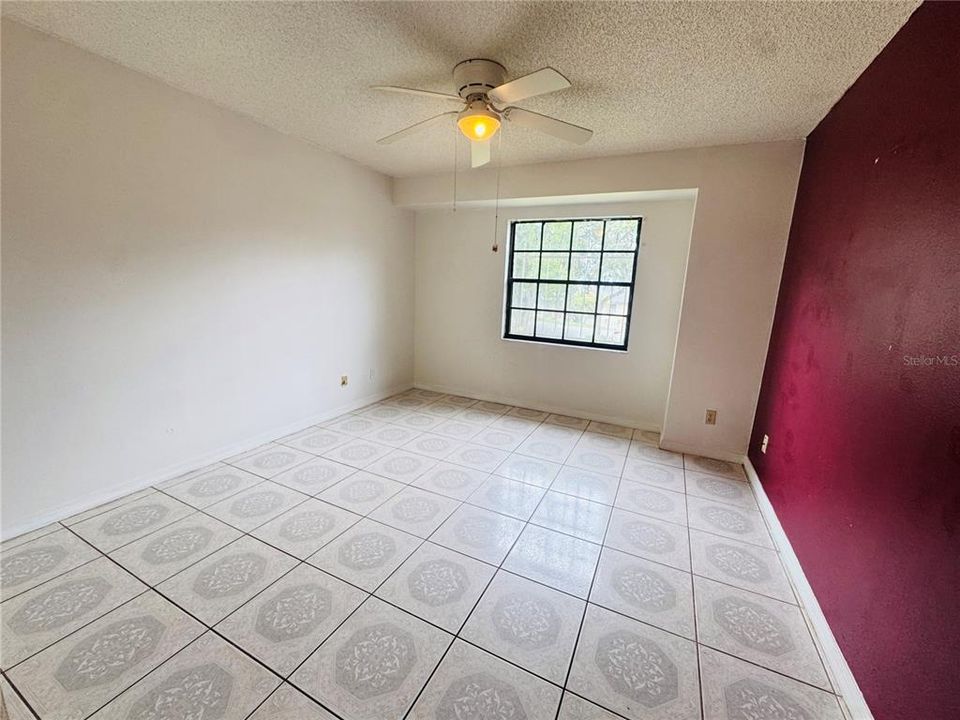 For Sale: $240,000 (3 beds, 2 baths, 1526 Square Feet)